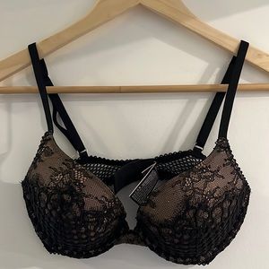 NWOT VS black/beige lace bra 32C